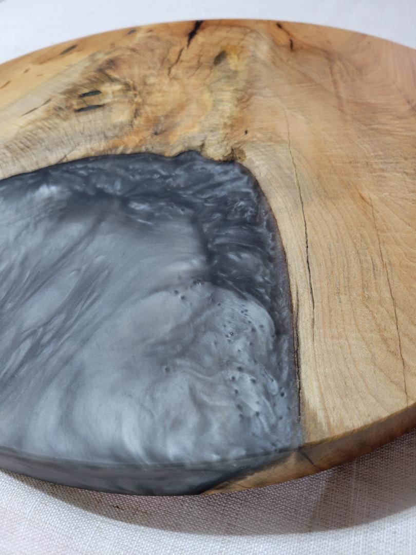 Lazy Susan 17", Sycamore with Grey Resin