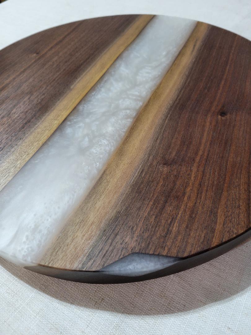 Lazy Susan 16", Walnut with Pearl White Resin