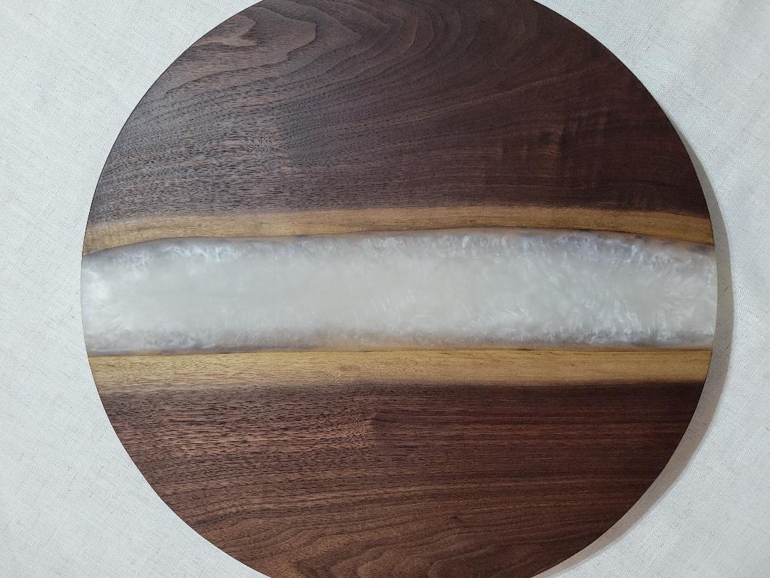 Lazy Susan 17", Walnut with Pearl White Resin