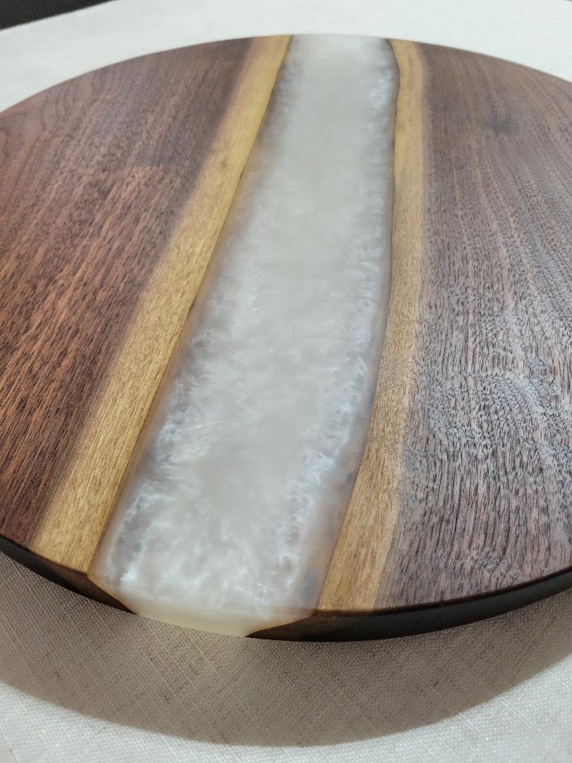 Lazy Susan 17", Walnut with Pearl White Resin