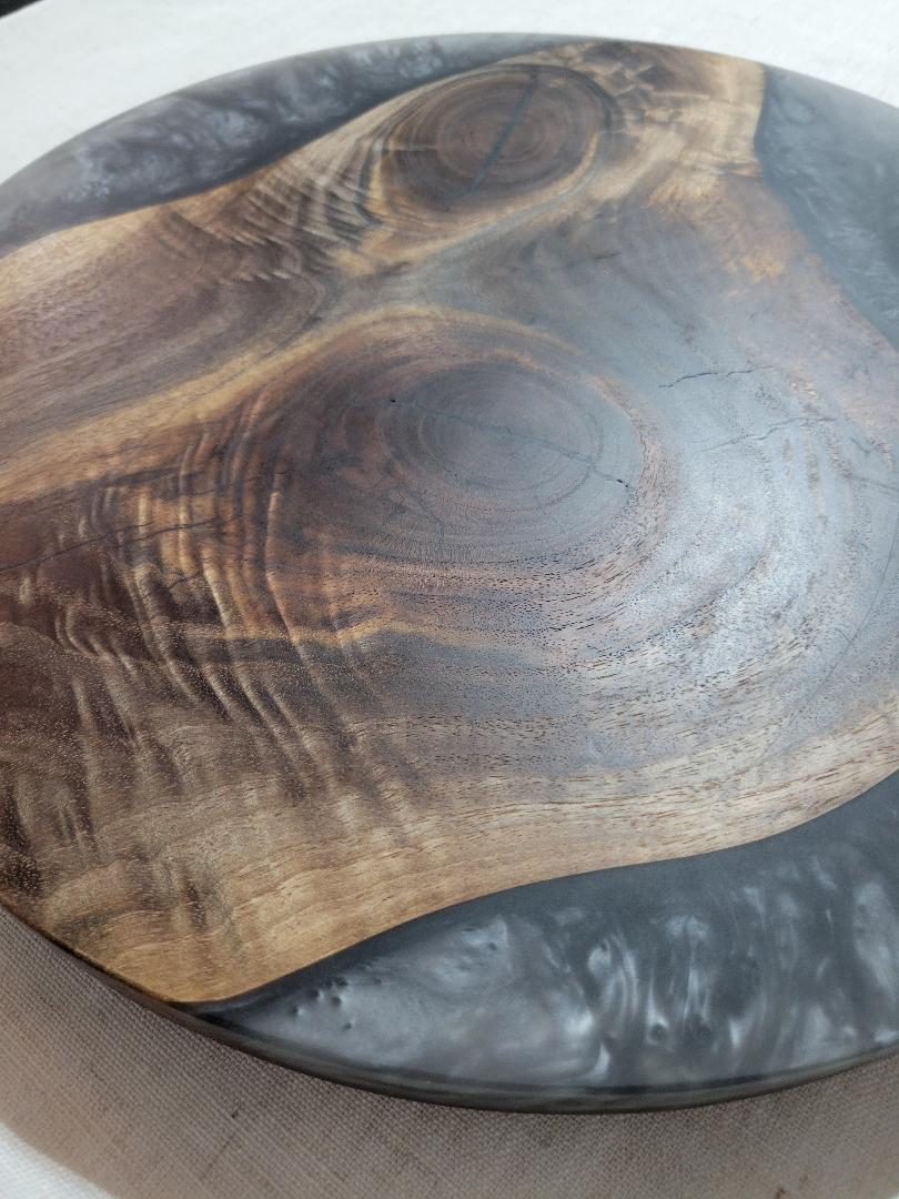 Lazy Susan 16", Walnut with Grey Resin